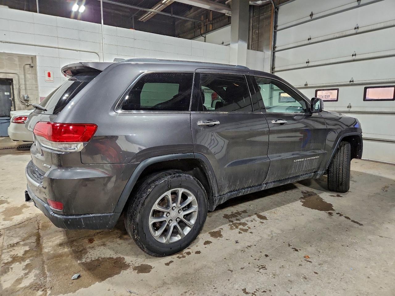 2016 JEEP GRAND CHEROKEE LIMITED photo 3