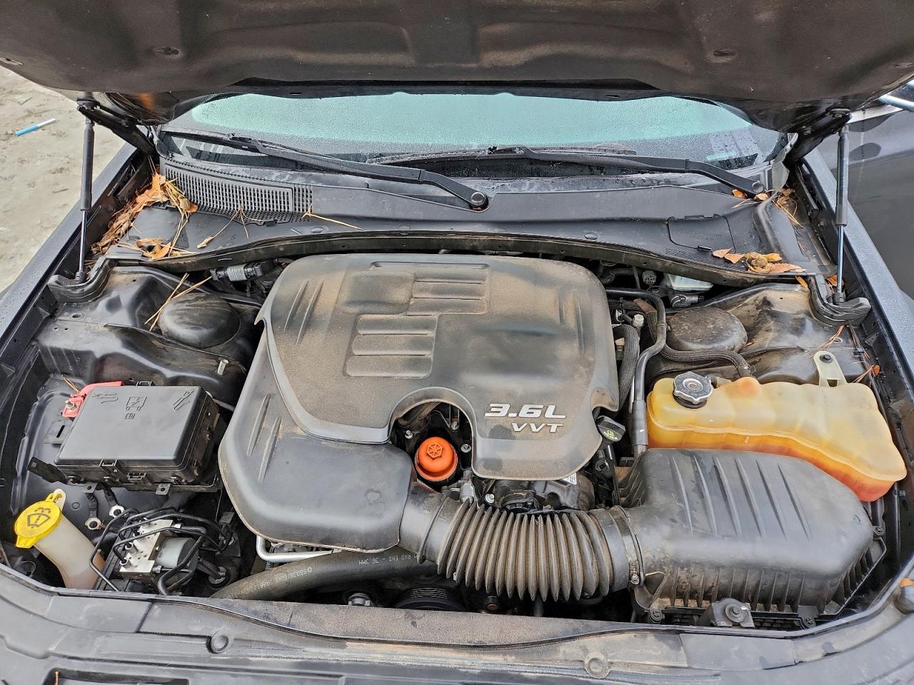 2018 CHRYSLER 300 TOURING photo 11