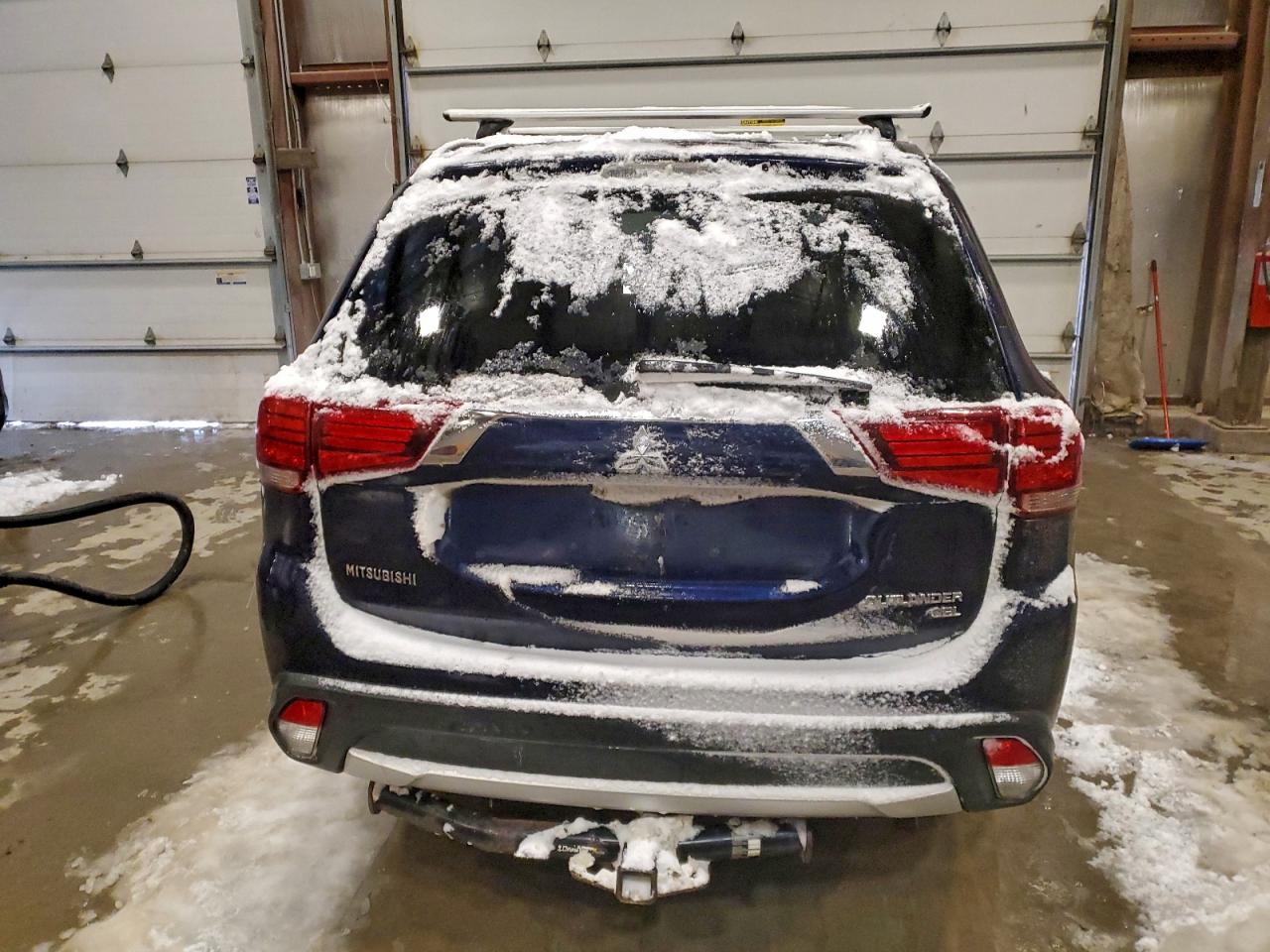 2016 MITSUBISHI OUTLANDER SE photo 11