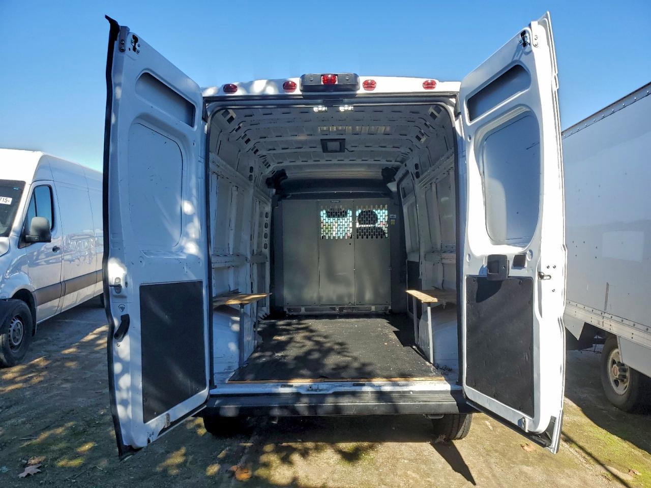 2025 RAM PROMASTER 2500 DELIVERY VAN photo 10