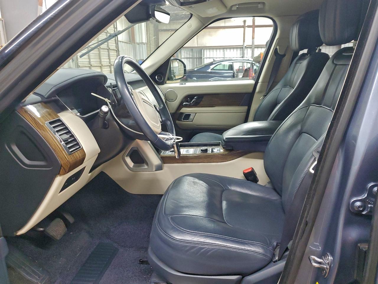 2019 LAND ROVER RANGE ROVER SUPERCHARGED photo 7