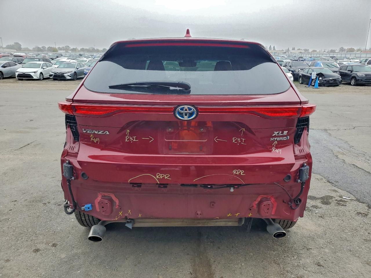 2022 TOYOTA VENZA LE photo 16