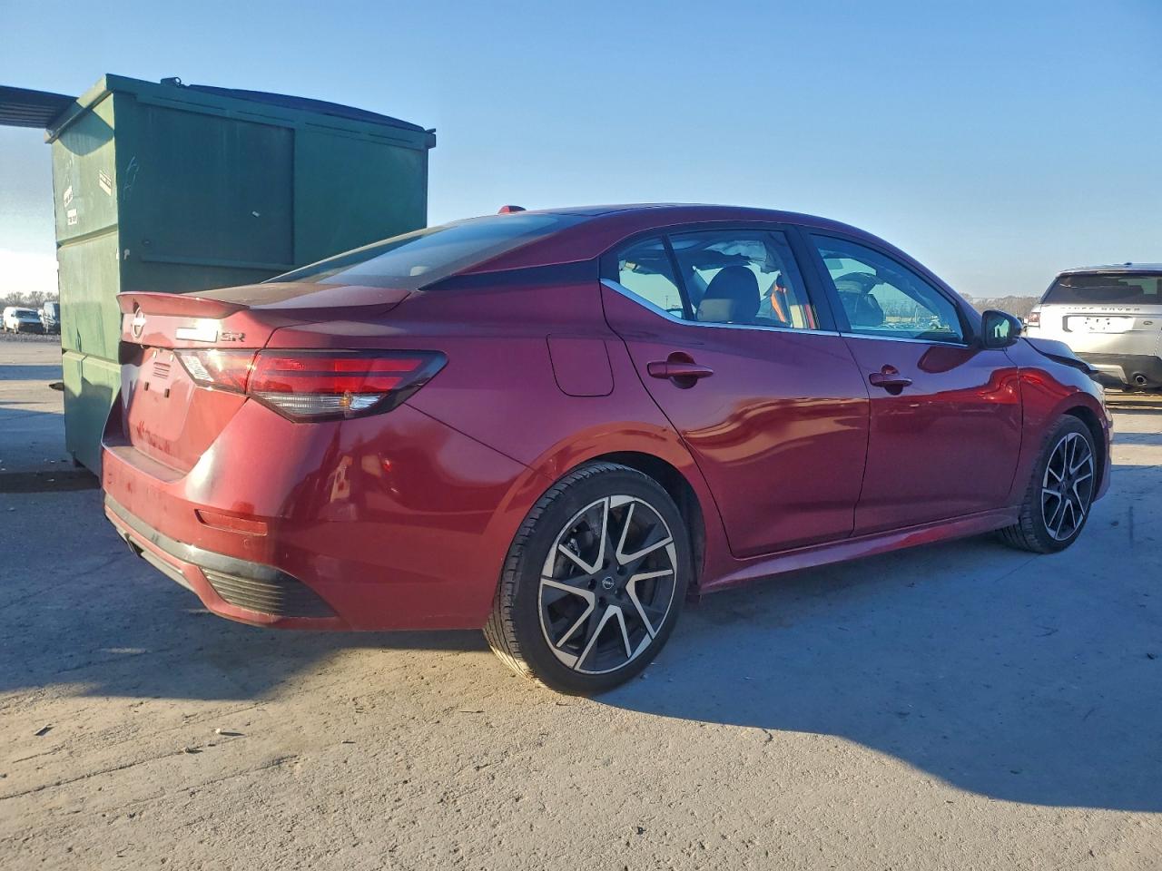 2024 NISSAN SENTRA SR photo 5