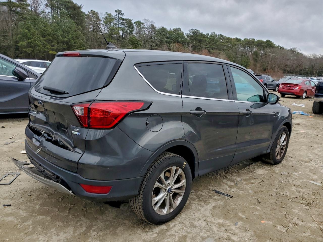 2019 FORD ESCAPE SE photo 7
