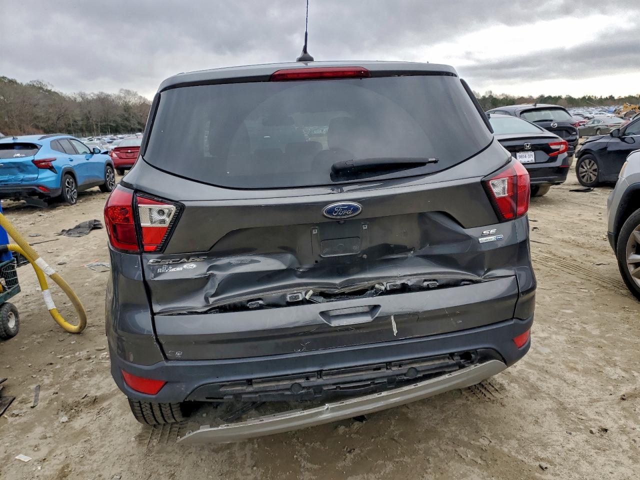 2019 FORD ESCAPE SE photo 16