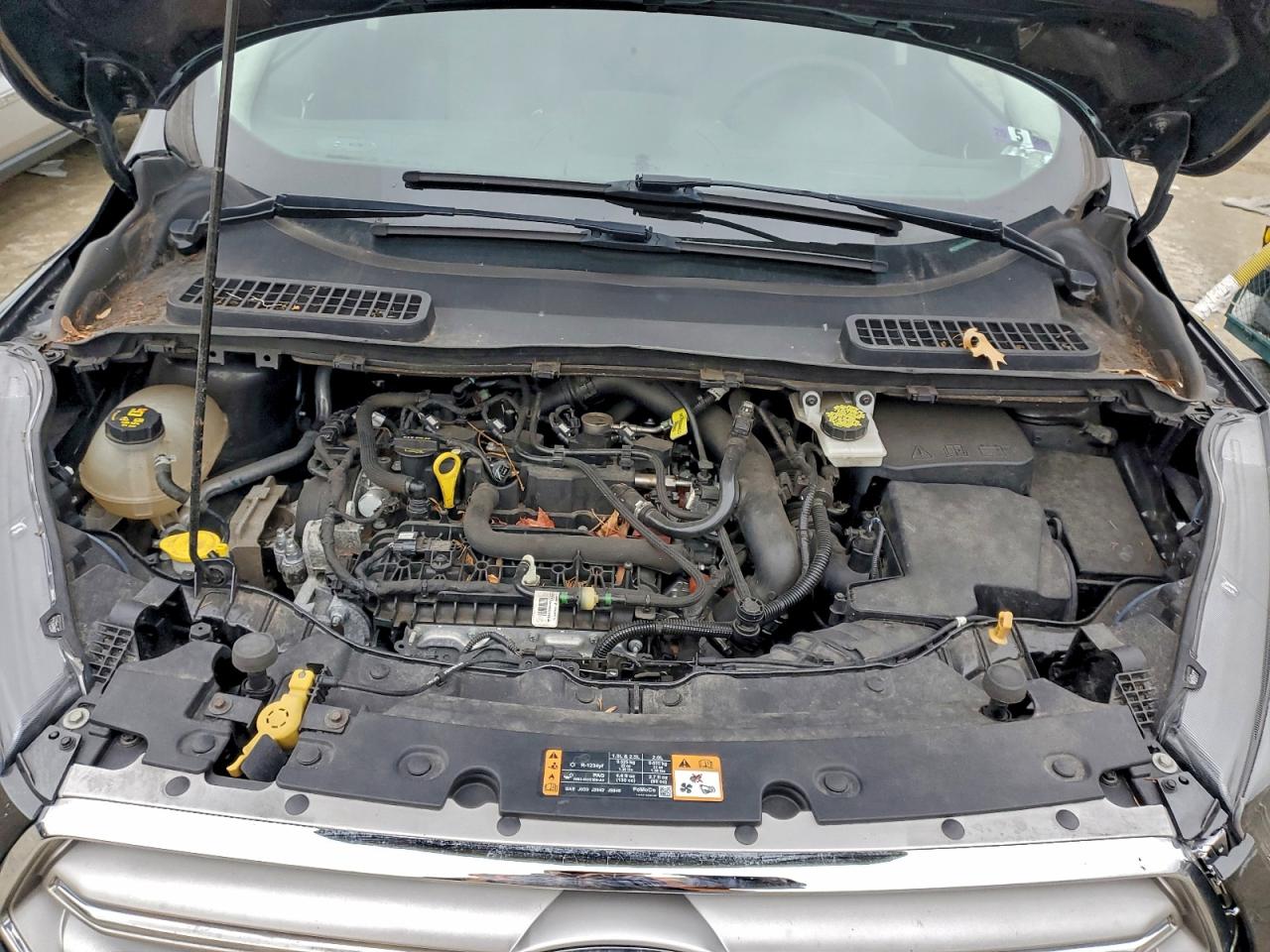 2019 FORD ESCAPE SE photo 31