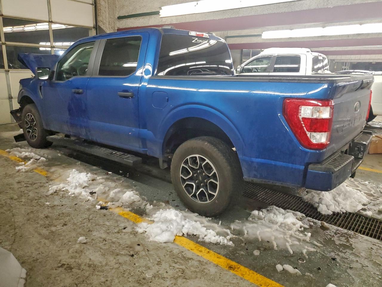 2023 FORD F150 SUPERCREW photo 2