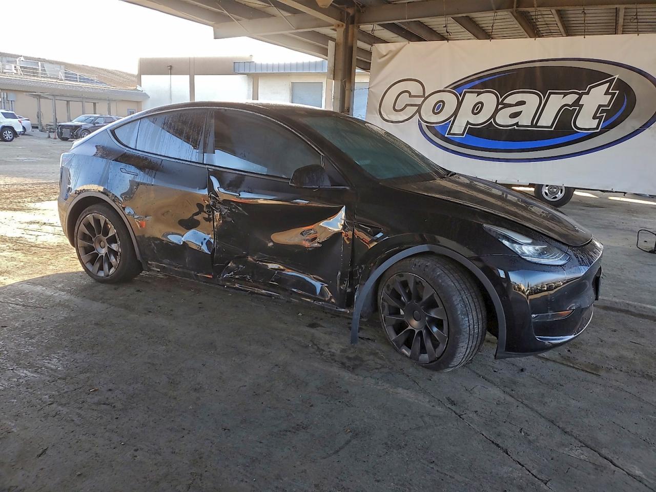 2021 TESLA MODEL Y photo 4