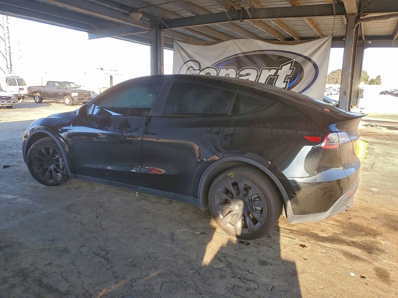 2021 TESLA MODEL Y photo 2