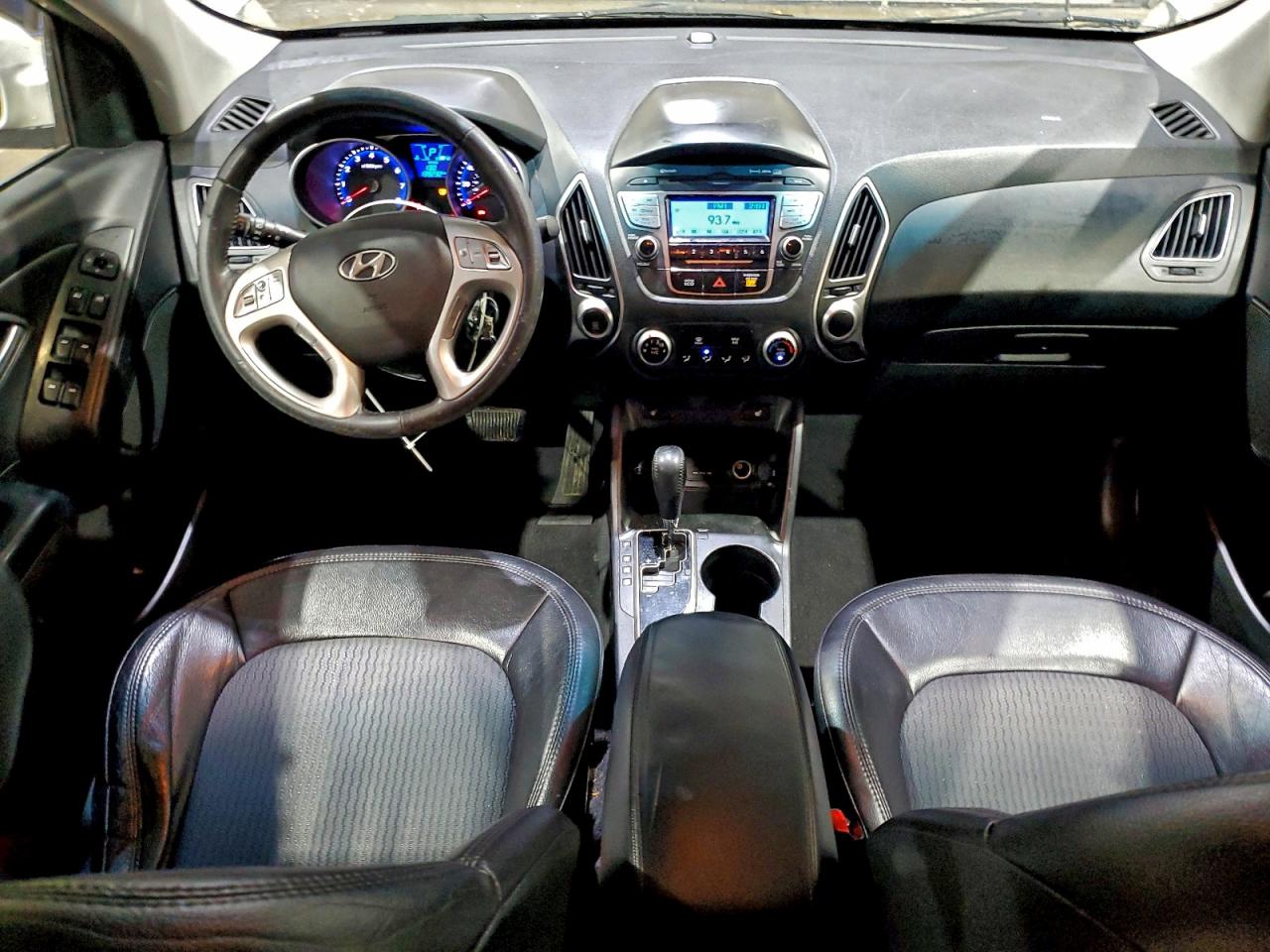 2013 HYUNDAI TUCSON GLS photo 8