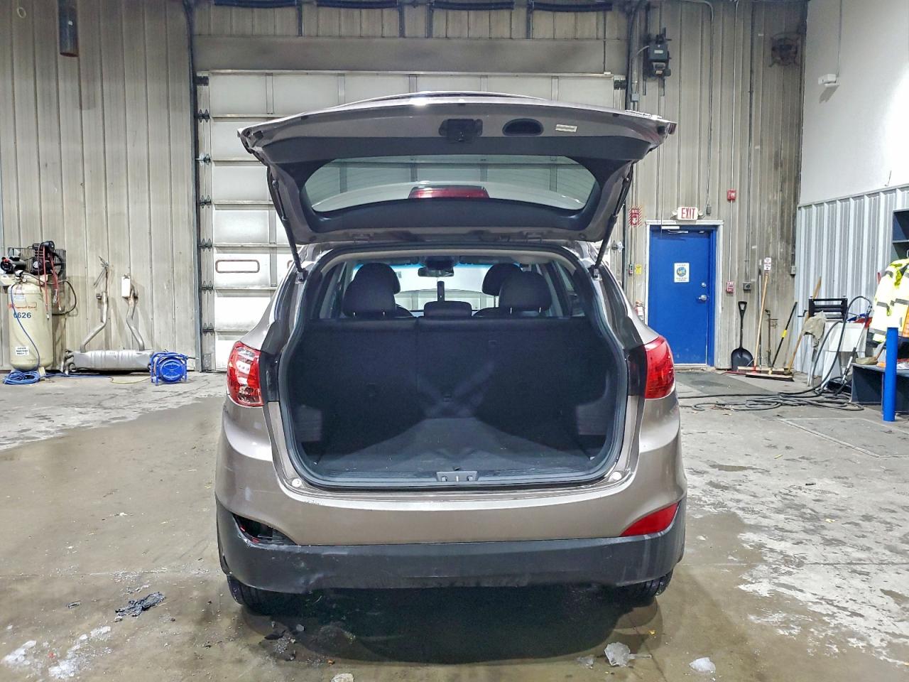 2013 HYUNDAI TUCSON GLS photo 6