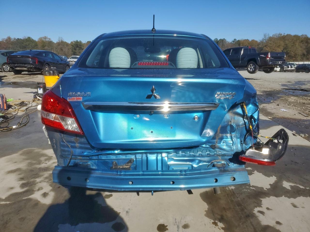 2017 MITSUBISHI MIRAGE G4 ES photo 11
