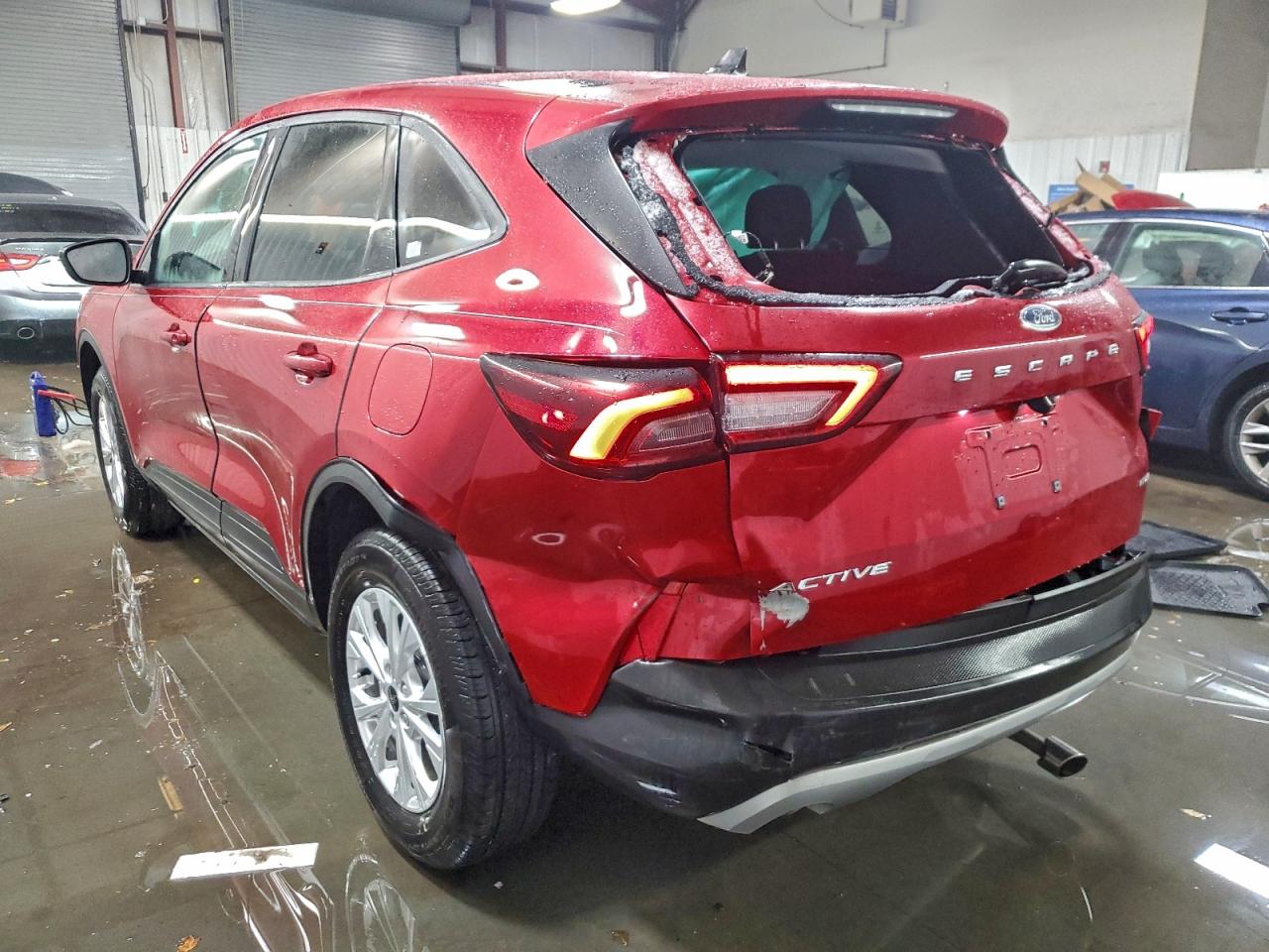 2025 FORD ESCAPE ACTIVE photo 4