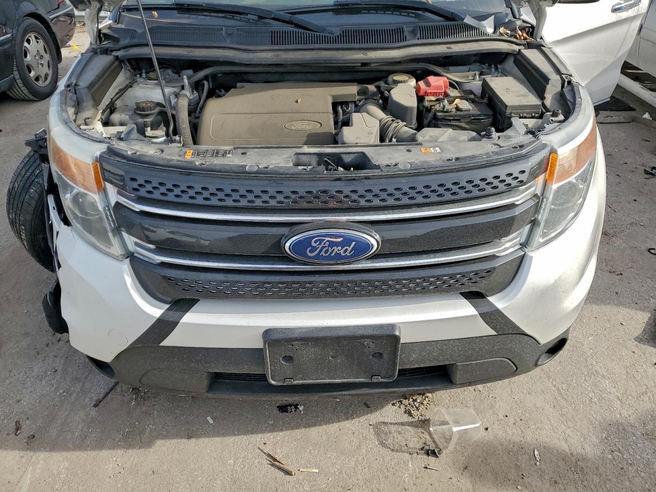 2013 FORD EXPLORER XLT photo 12