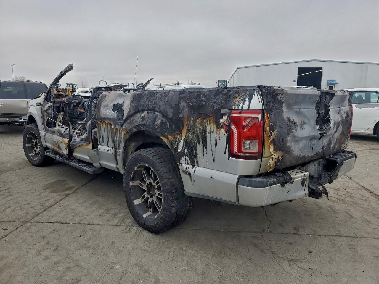 2015 FORD F150 SUPER CAB photo 2