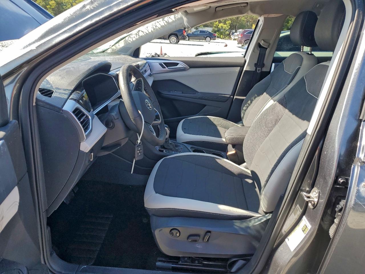 2025 VOLKSWAGEN TAOS SE photo 19