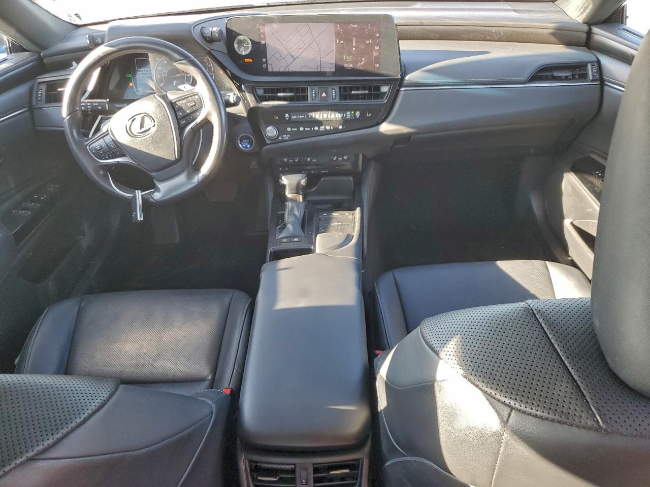 2022 LEXUS ES 300H BASE photo 8