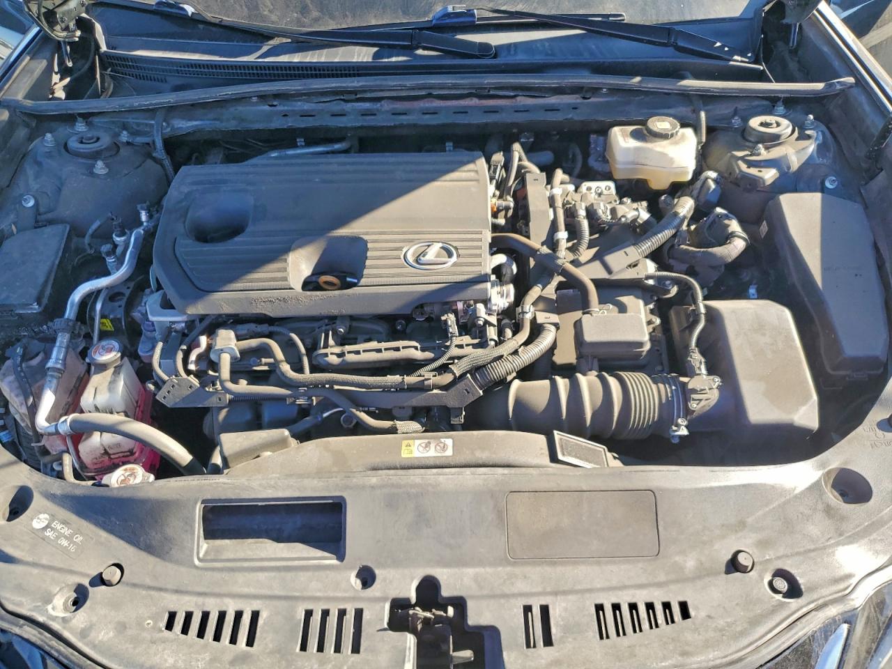 2022 LEXUS ES 300H BASE photo 11