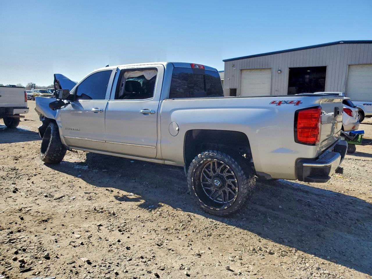 2015 CHEVROLET SILVERADO K1500 LTZ photo 4