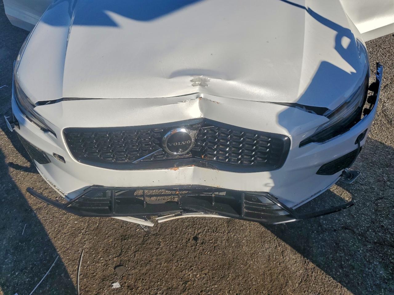 2024 VOLVO S60 PLUS photo 11