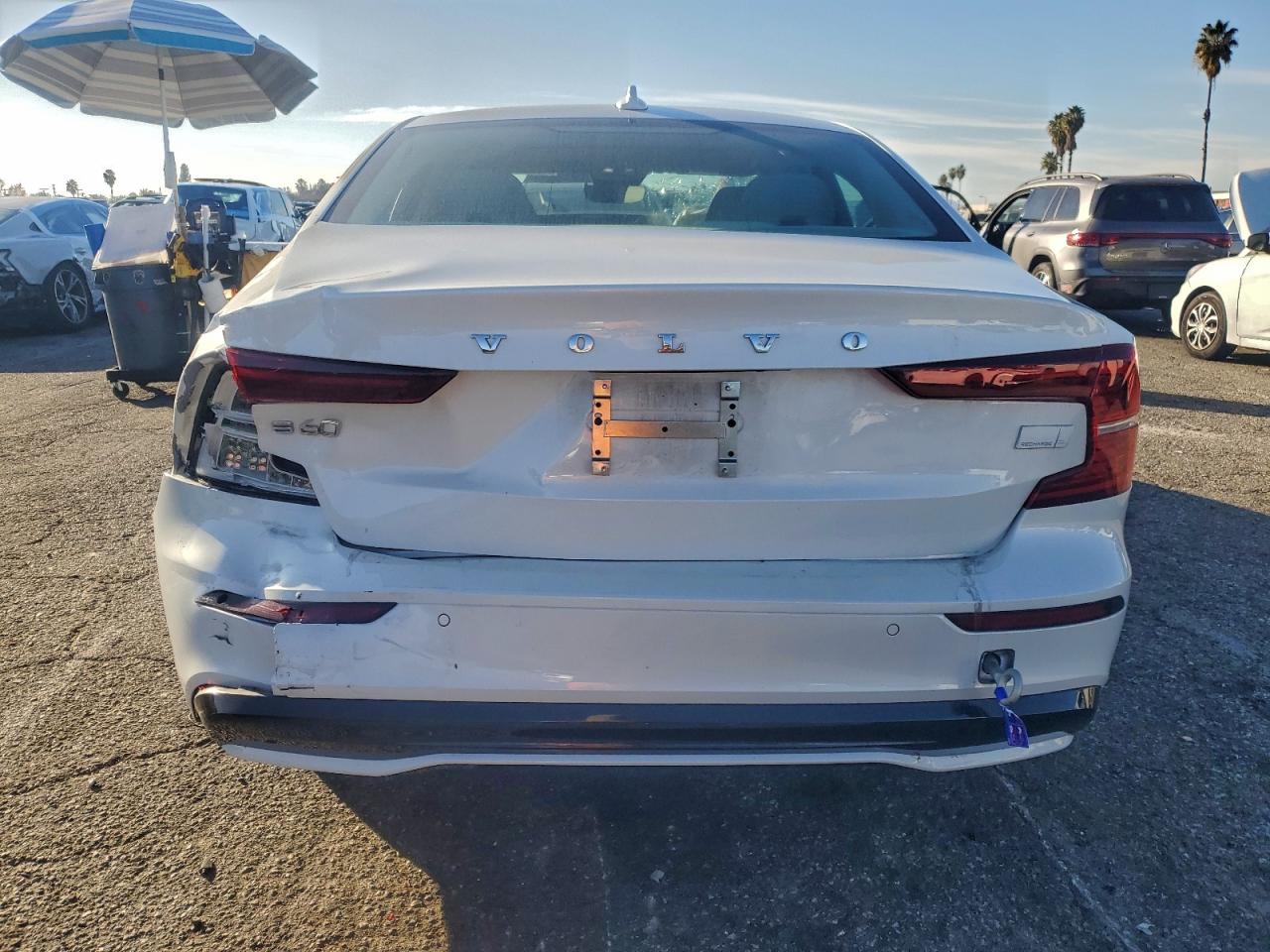 2024 VOLVO S60 PLUS photo 6
