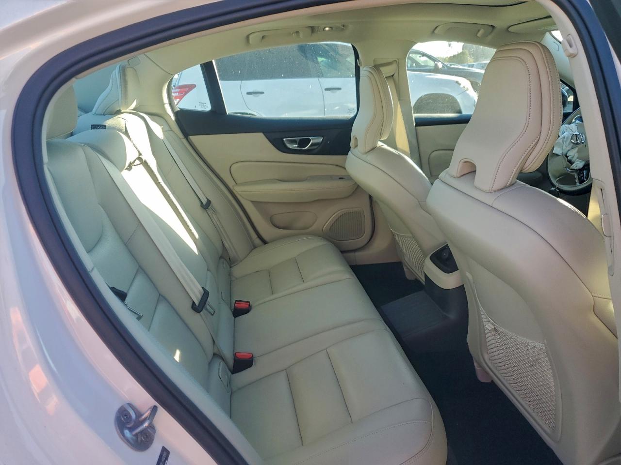 2024 VOLVO S60 PLUS photo 10