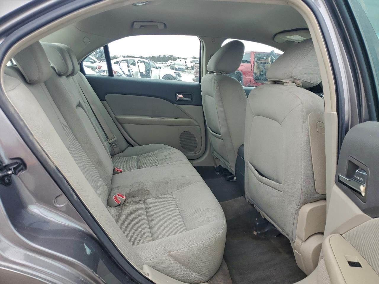 2010 FORD FUSION SE photo 19