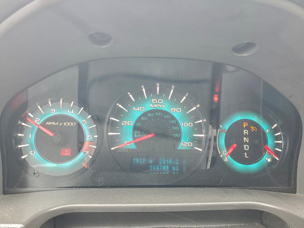 2010 FORD FUSION SE photo 17