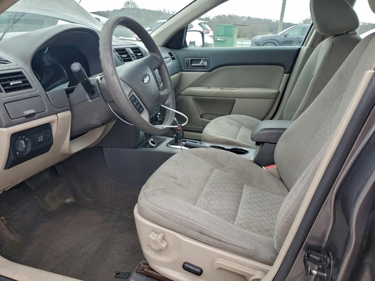 2010 FORD FUSION SE photo 13
