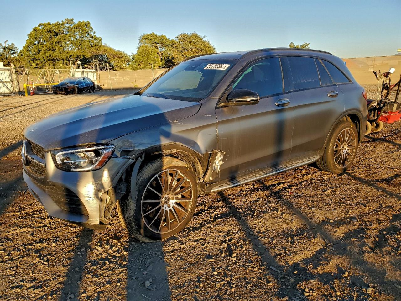 2022 MERCEDES-BENZ GLC