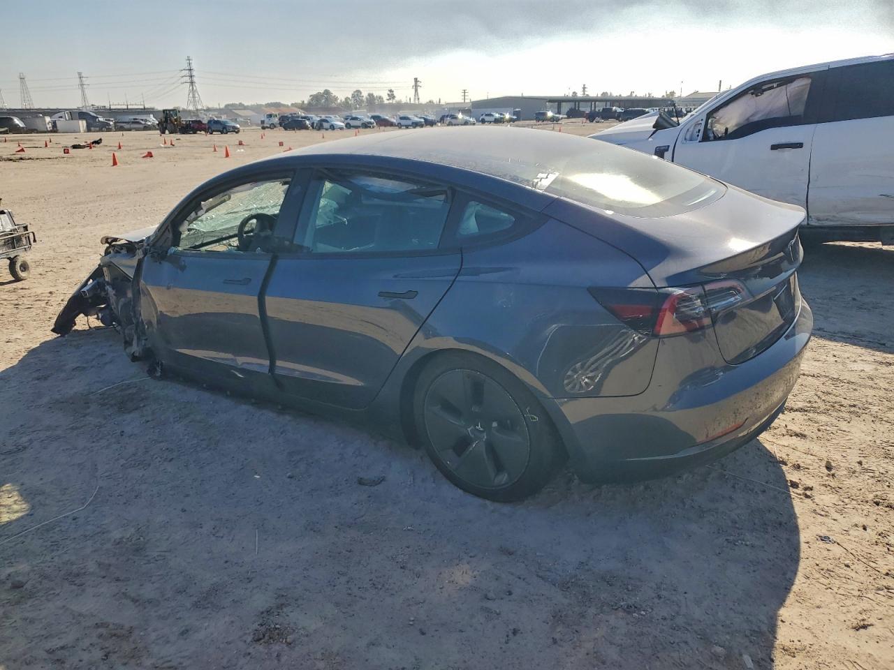 2023 TESLA MODEL 3 photo 4