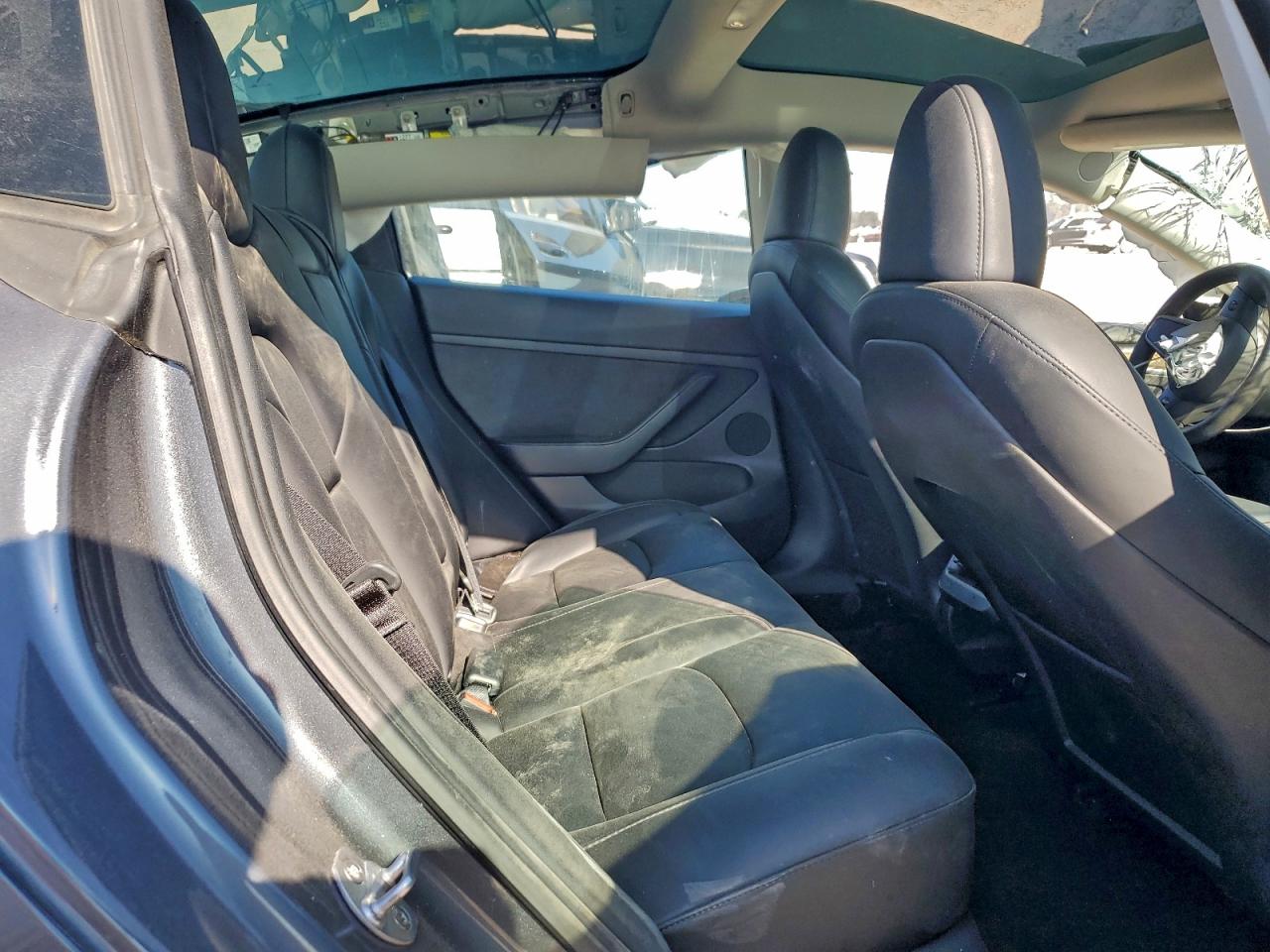 2023 TESLA MODEL 3 photo 31