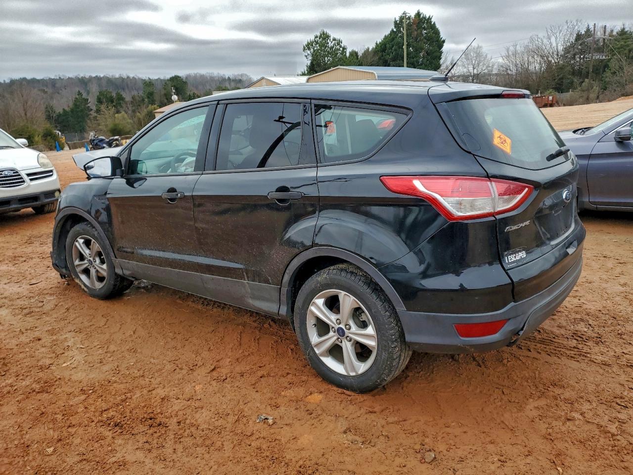 2016 FORD ESCAPE S photo 2