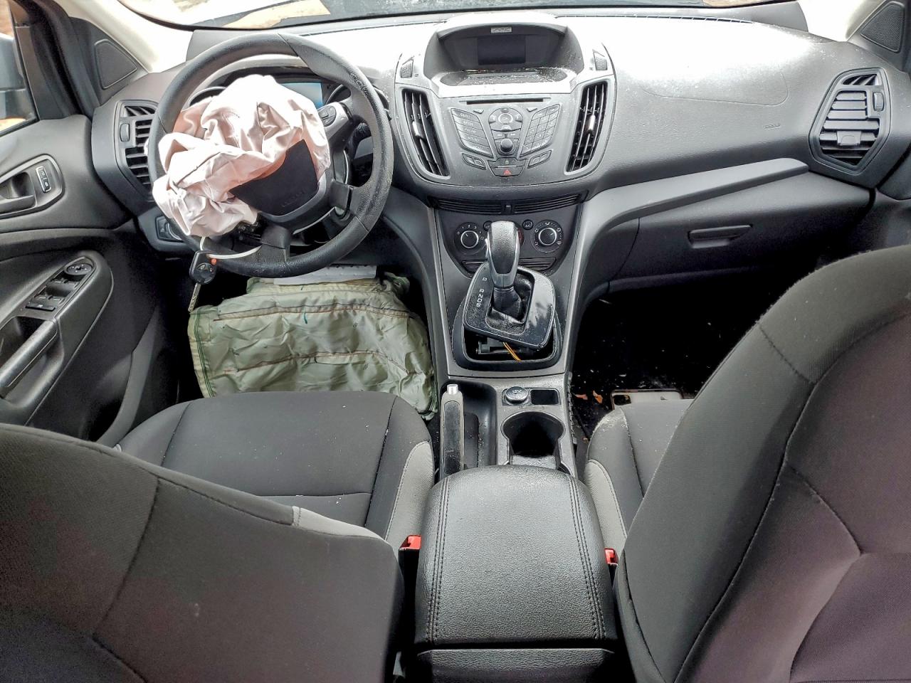 2016 FORD ESCAPE S photo 8