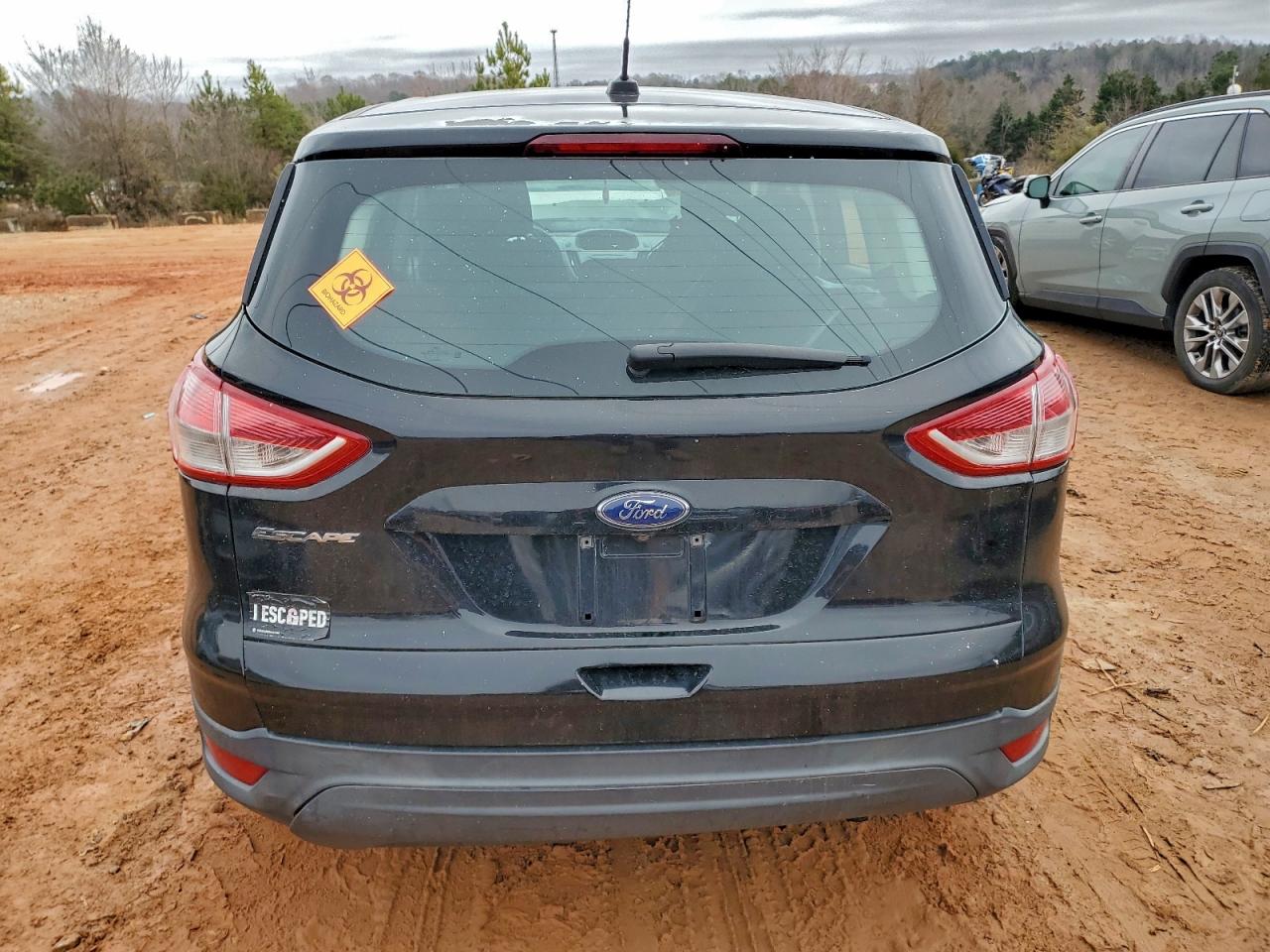 2016 FORD ESCAPE S photo 6