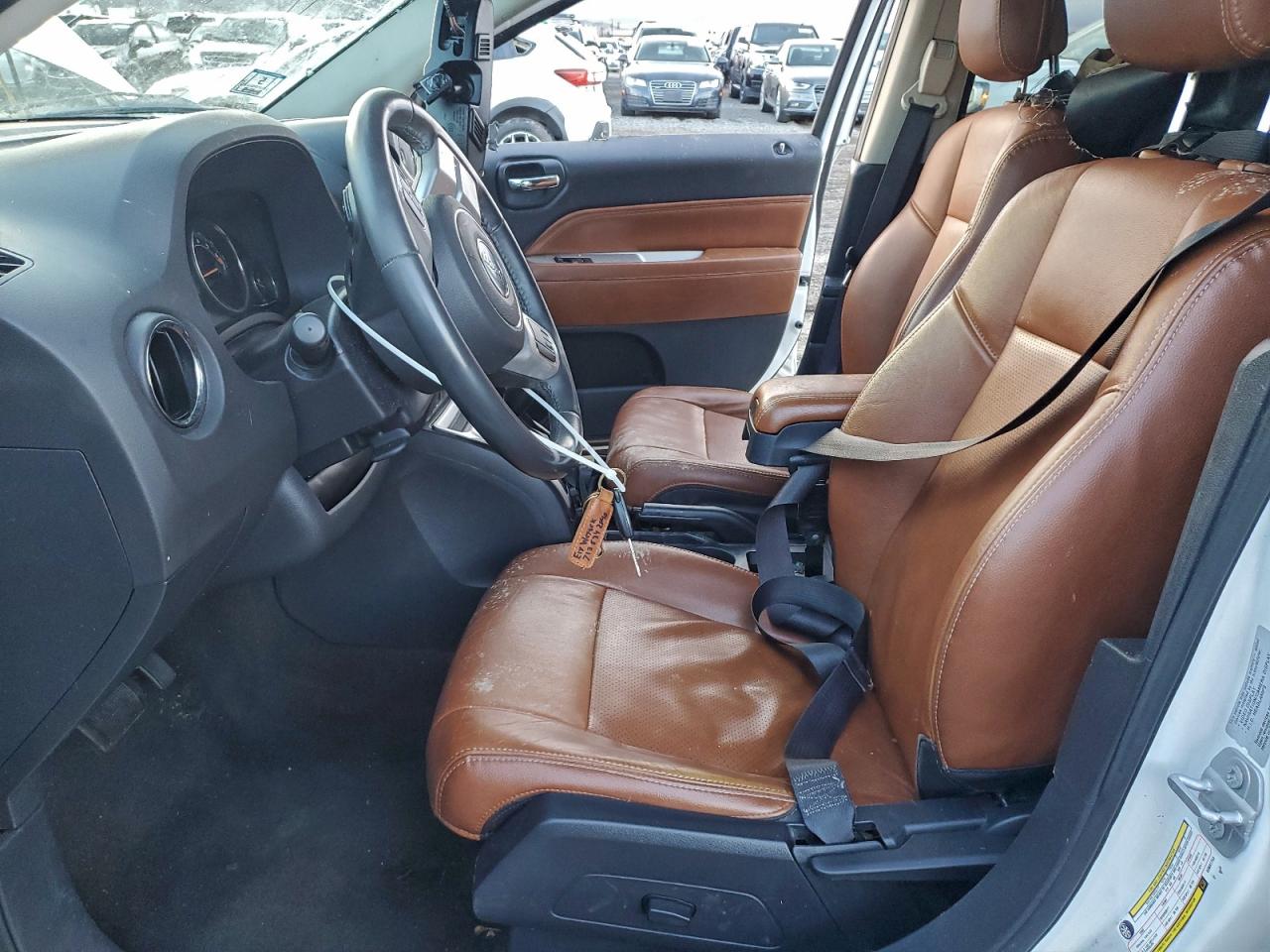 2016 JEEP COMPASS LATITUDE photo 13