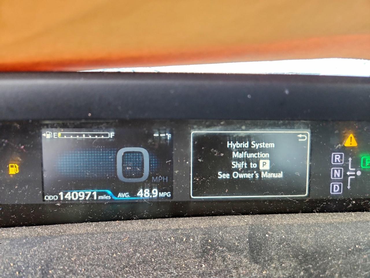 2016 TOYOTA PRIUS photo 9