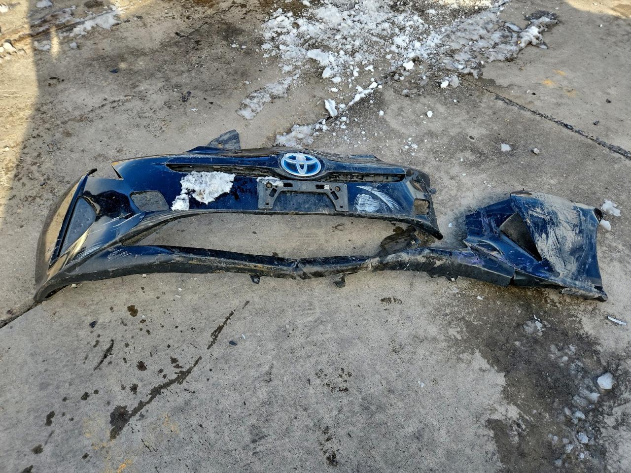 2016 TOYOTA PRIUS photo 12