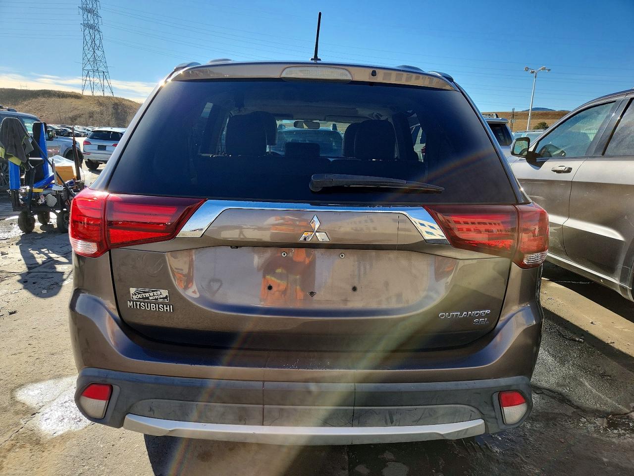 2016 MITSUBISHI OUTLANDER SE photo 16