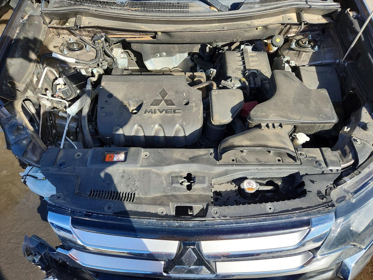 2016 MITSUBISHI OUTLANDER SE photo 34