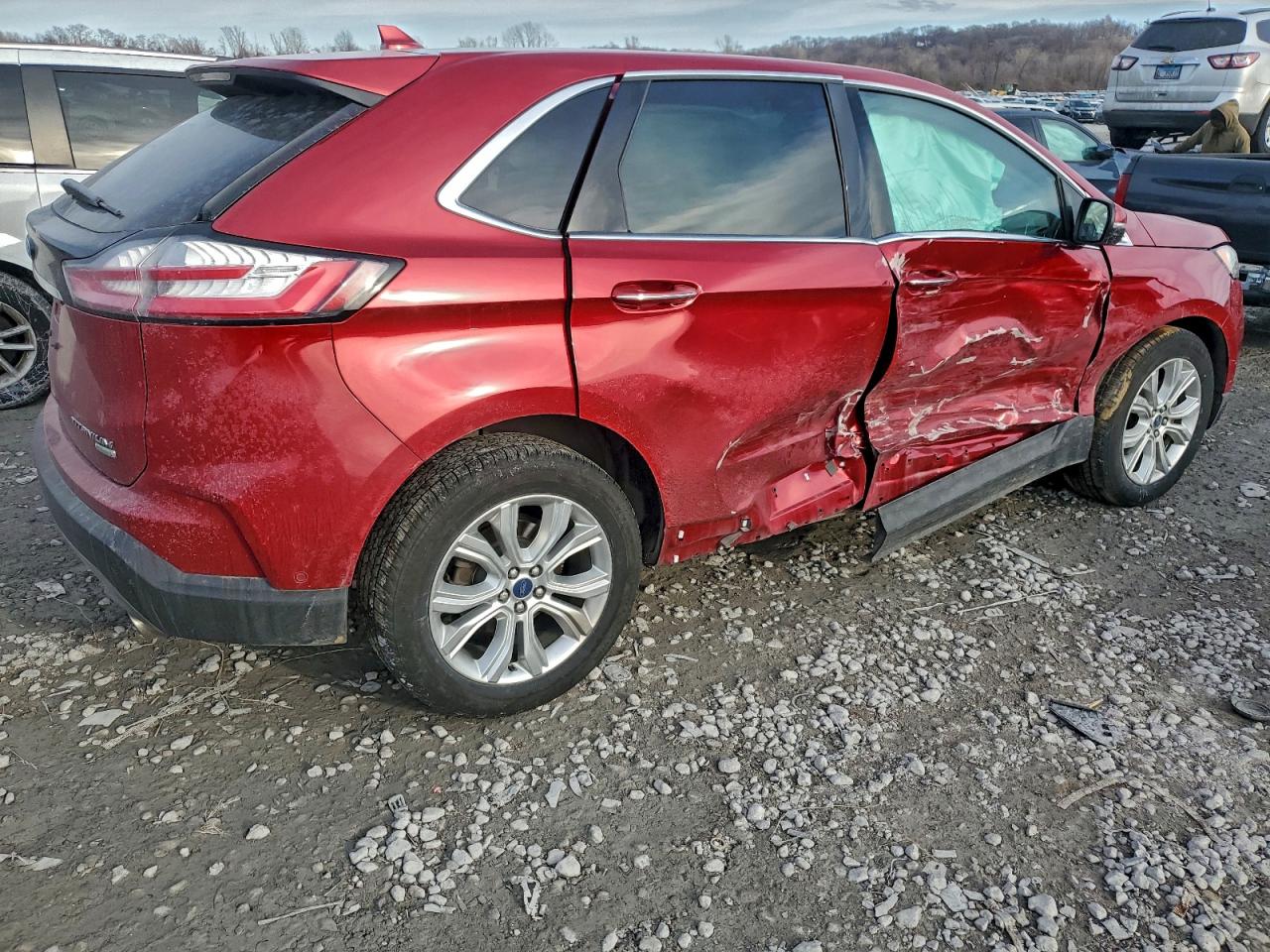 2020 FORD EDGE photo 3