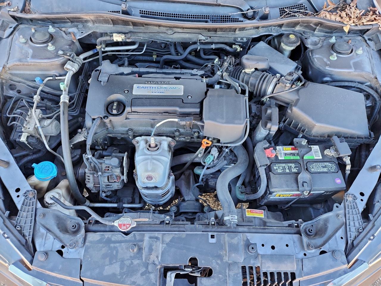 2014 HONDA ACCORD LX photo 21