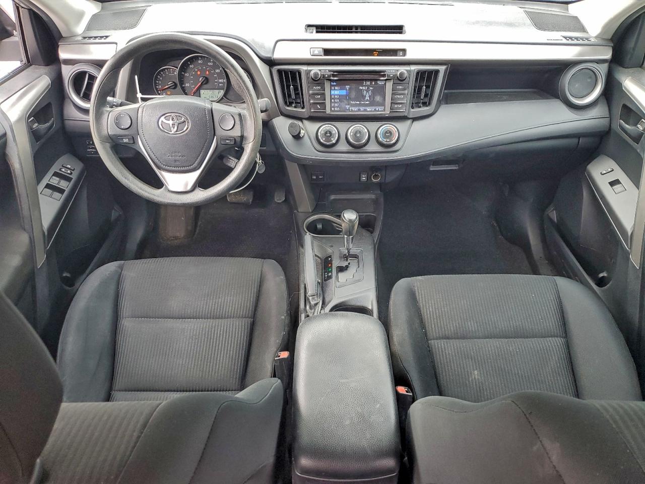 2016 TOYOTA RAV4 LE photo 8