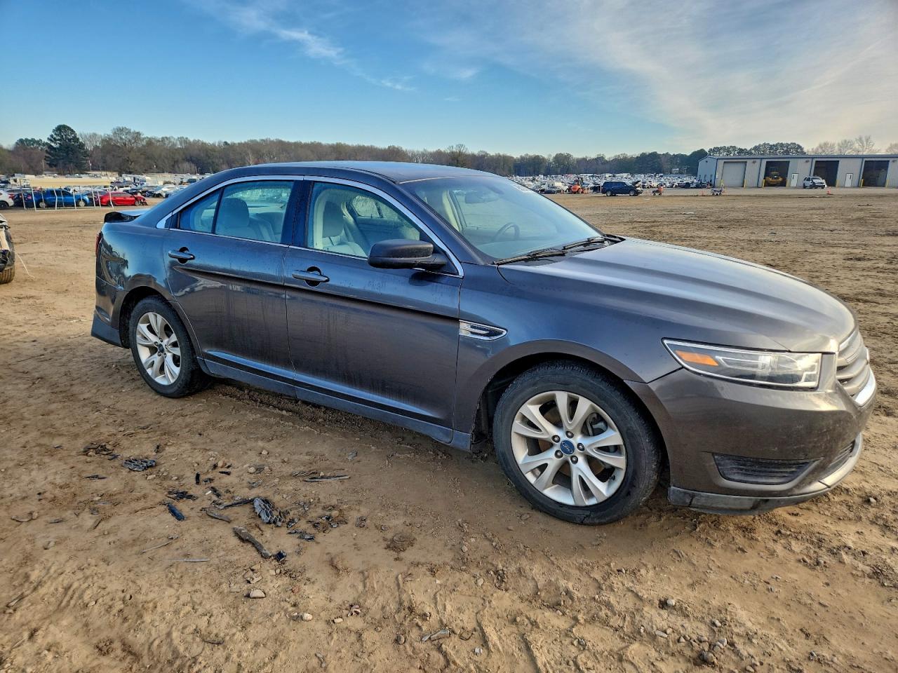 2015 FORD TAURUS SE photo 7