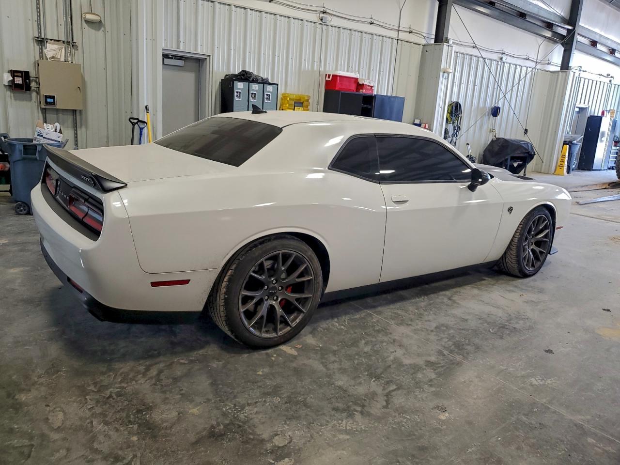 2016 DODGE CHALLENGER SRT HELLCAT photo 3