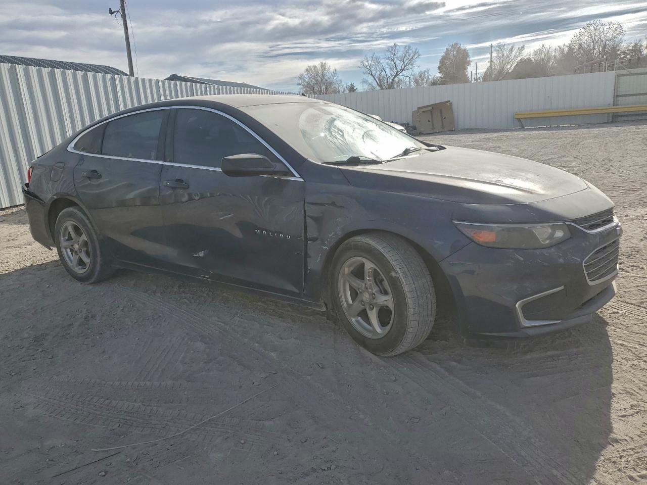 2016 CHEVROLET MALIBU LS photo 4