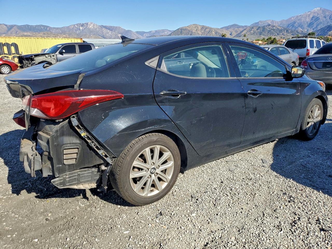 2014 HYUNDAI ELANTRA SE photo 3