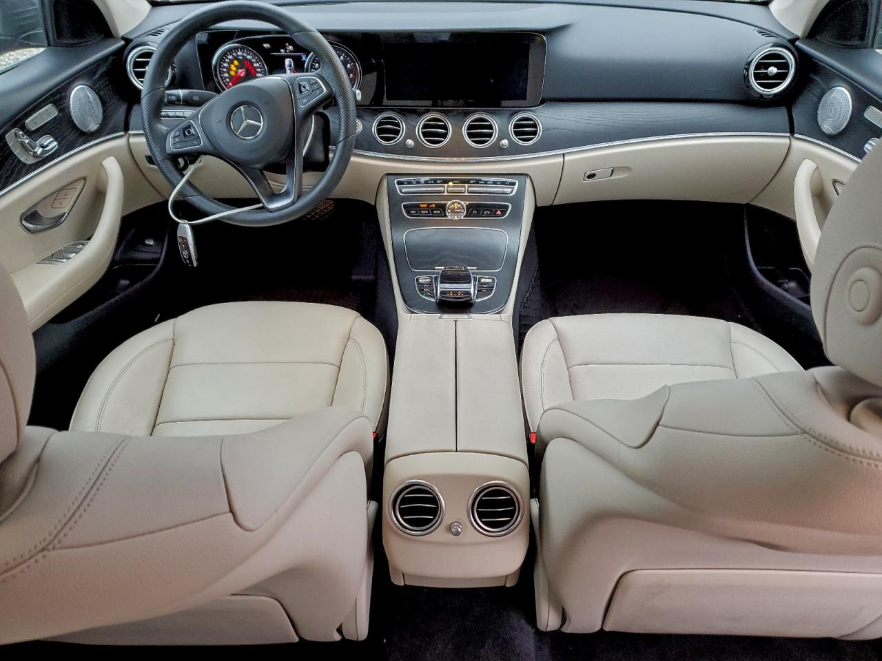 2018 MERCEDES-BENZ E 300 photo 22
