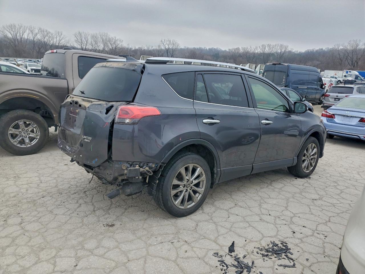 2016 TOYOTA RAV4 LIMITED photo 3