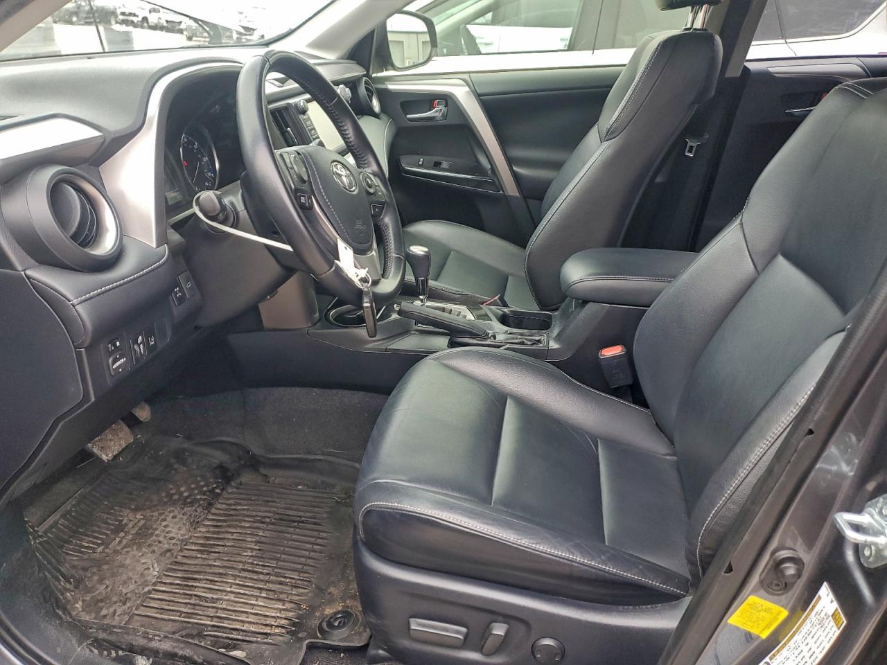 2016 TOYOTA RAV4 LIMITED photo 7